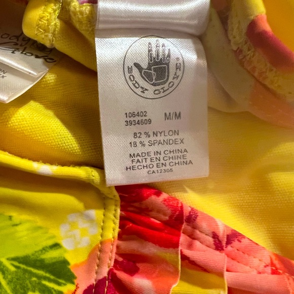 Bright yellow floral bikini - Picture 4 of 4